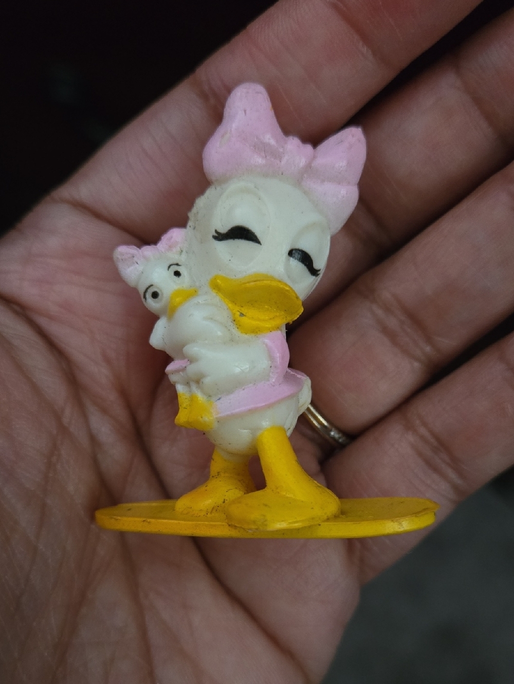 Vintage 1991 Disney Daisy Duck Figurine Kelloggs Toy
